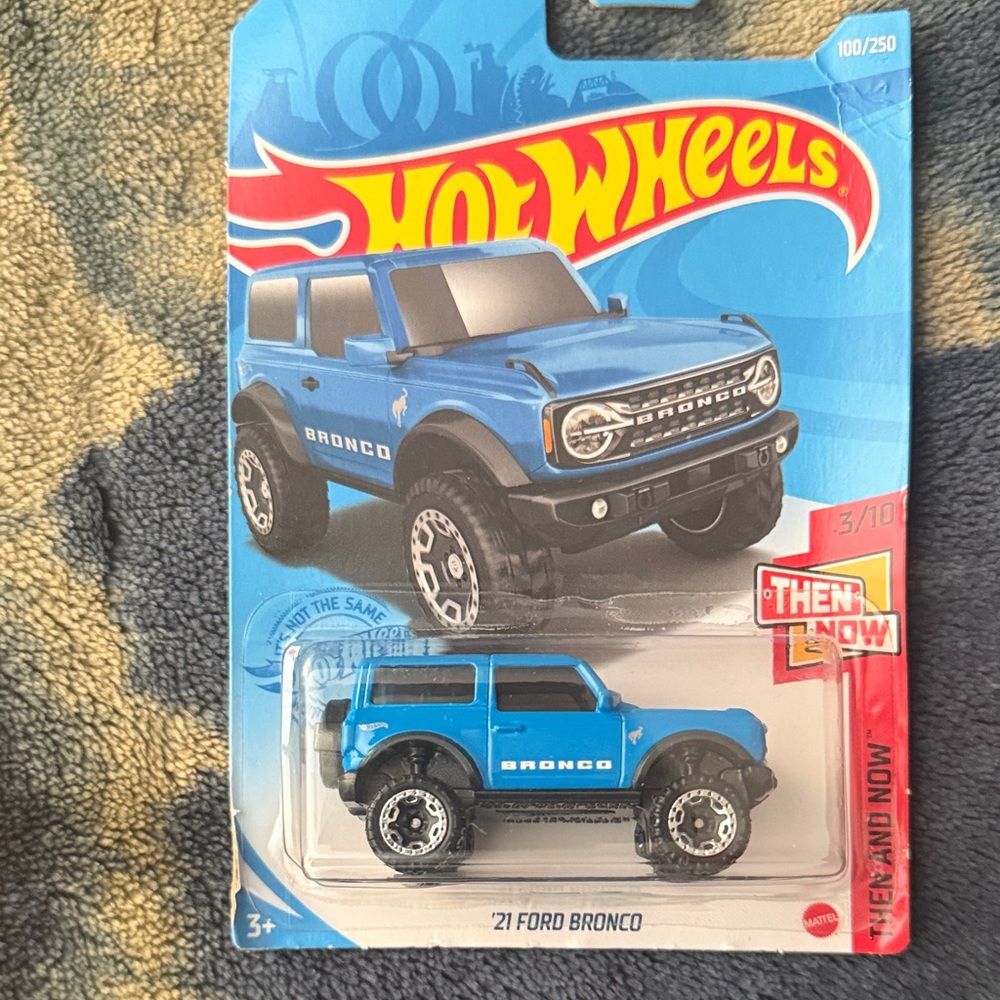 '21 Ford Bronco - Blue